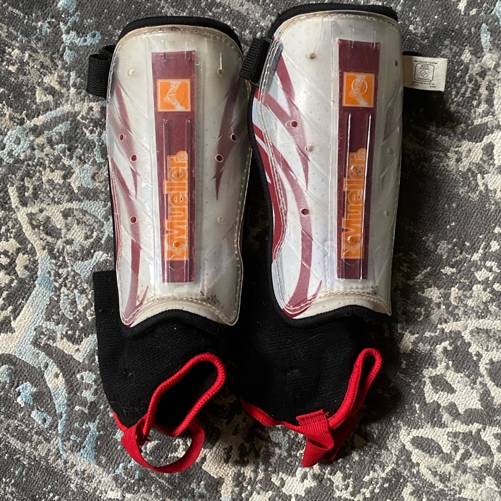 Mueller Soccer Shin Guard detachable ankle Y-S/M